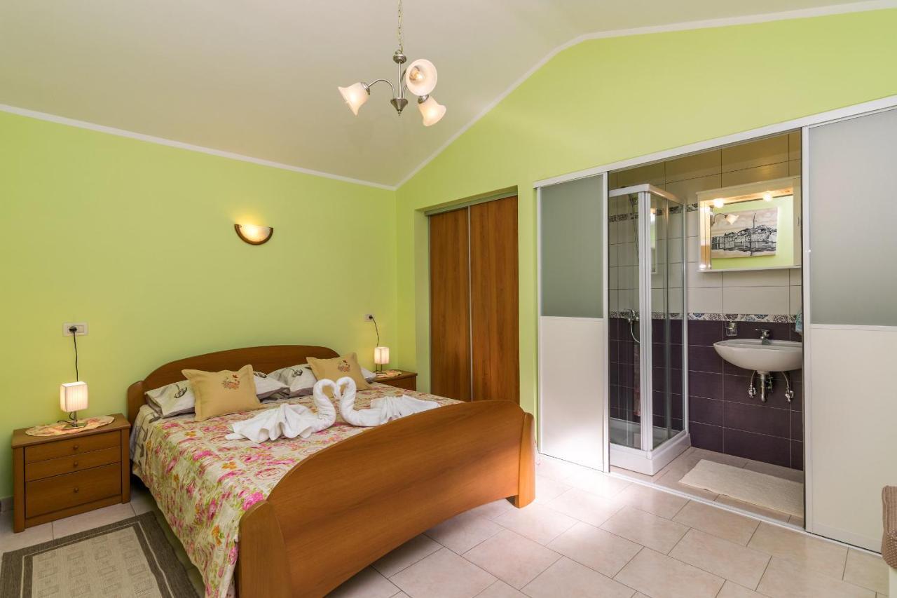 Apartments Korina カンファナル エクステリア 写真