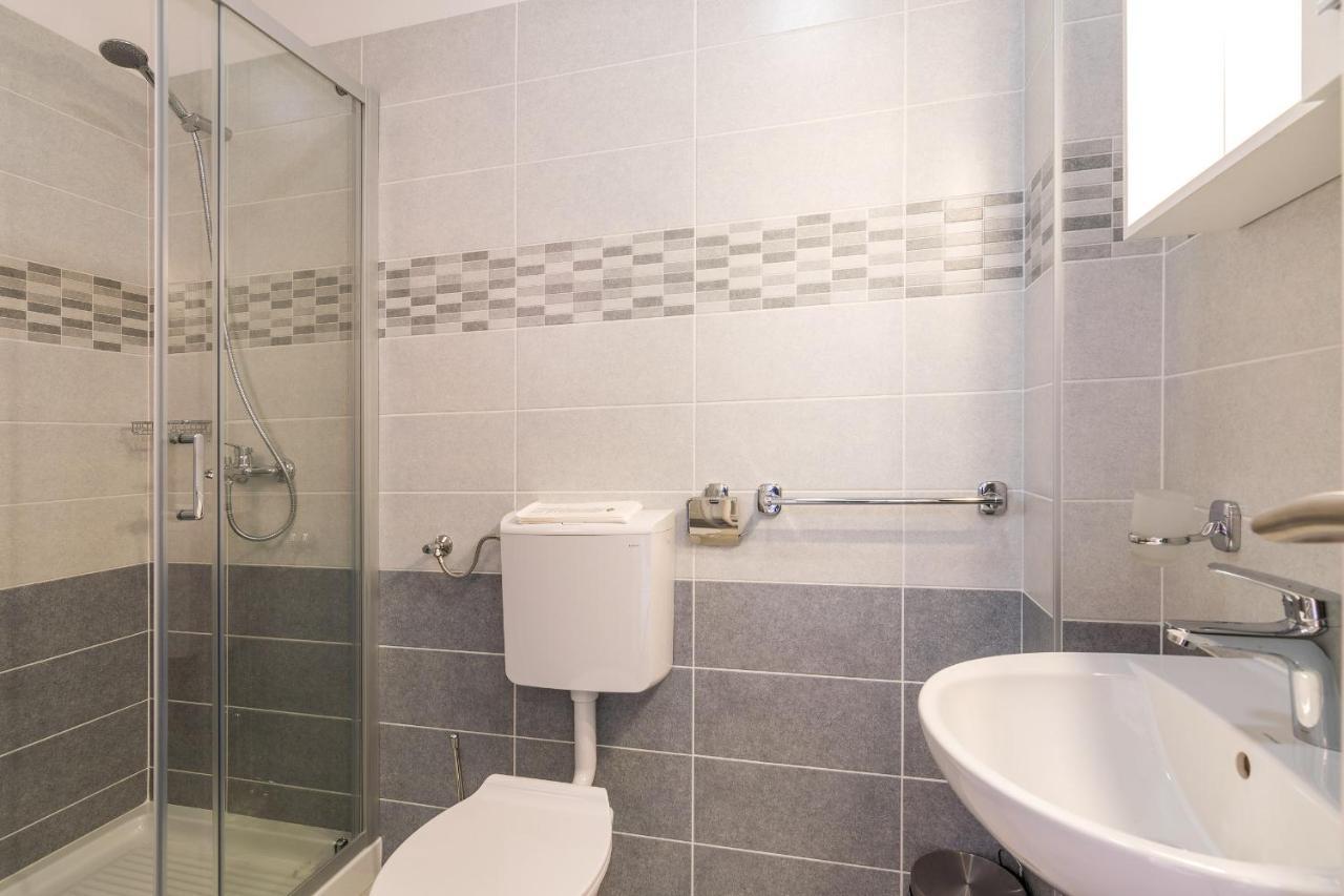 Apartments Korina カンファナル エクステリア 写真