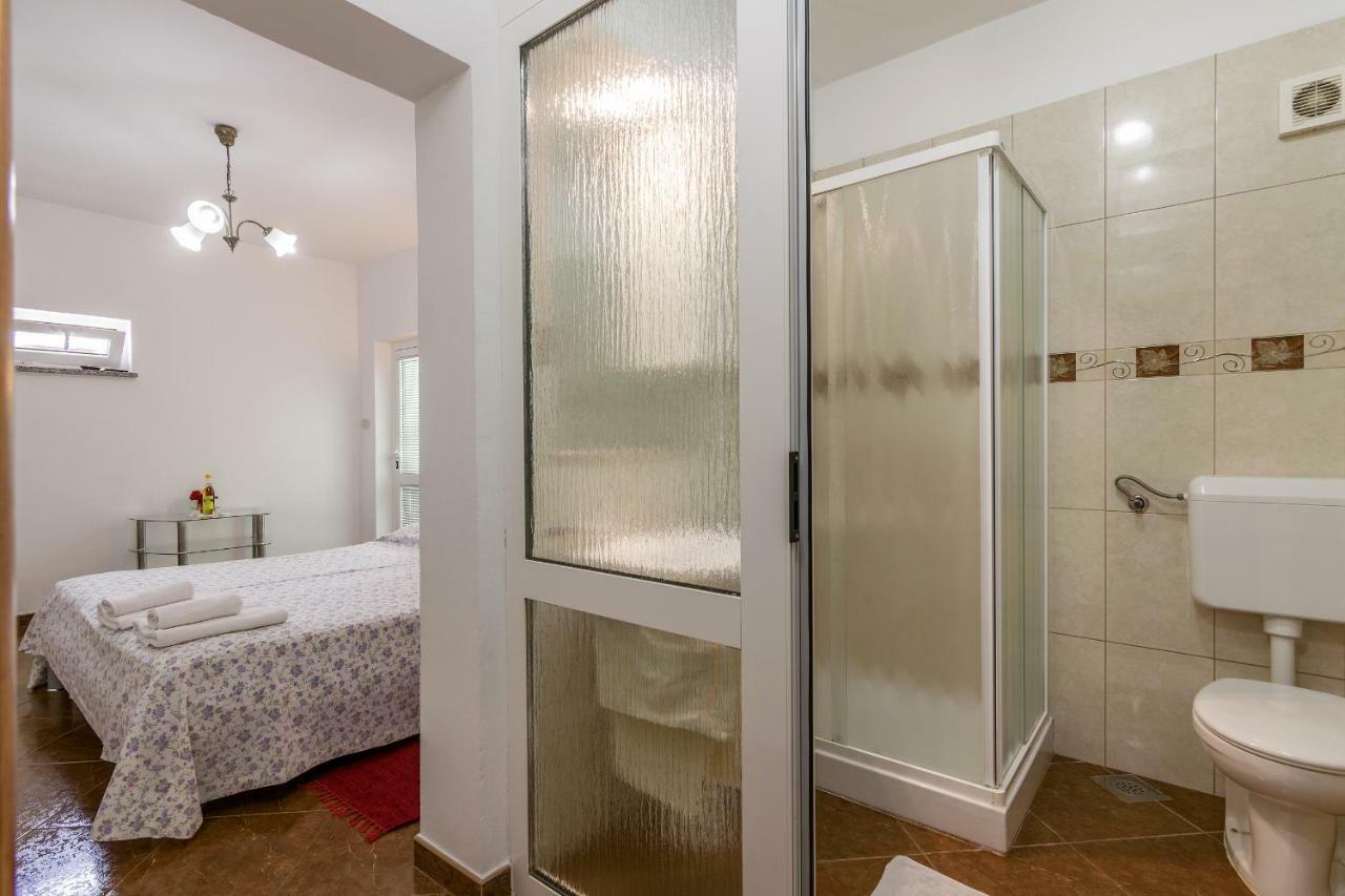 Apartments Korina カンファナル エクステリア 写真